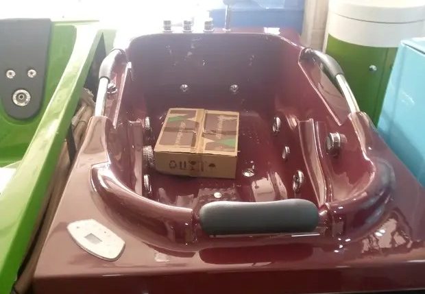 Jaccuzzi-Bath₦-1250000-2.jpg - Etiti